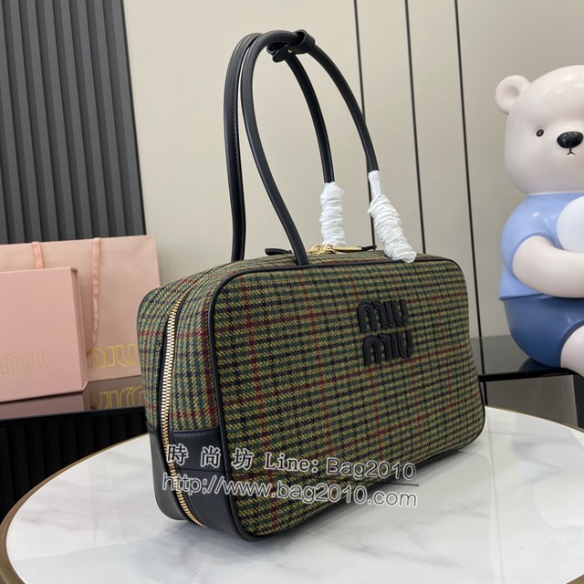 miumiu專櫃繆繆最新款原廠羊毛千鳥格公事包 jh2333型號：5bb117，5bb163